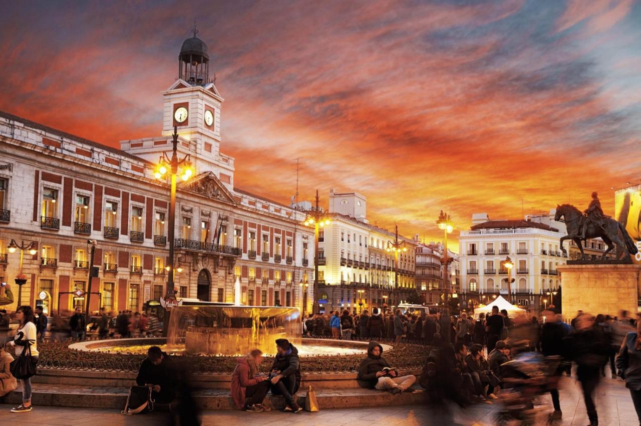 Apartamento Justo En La Plaza Mayor Мадрид Екстериор снимка